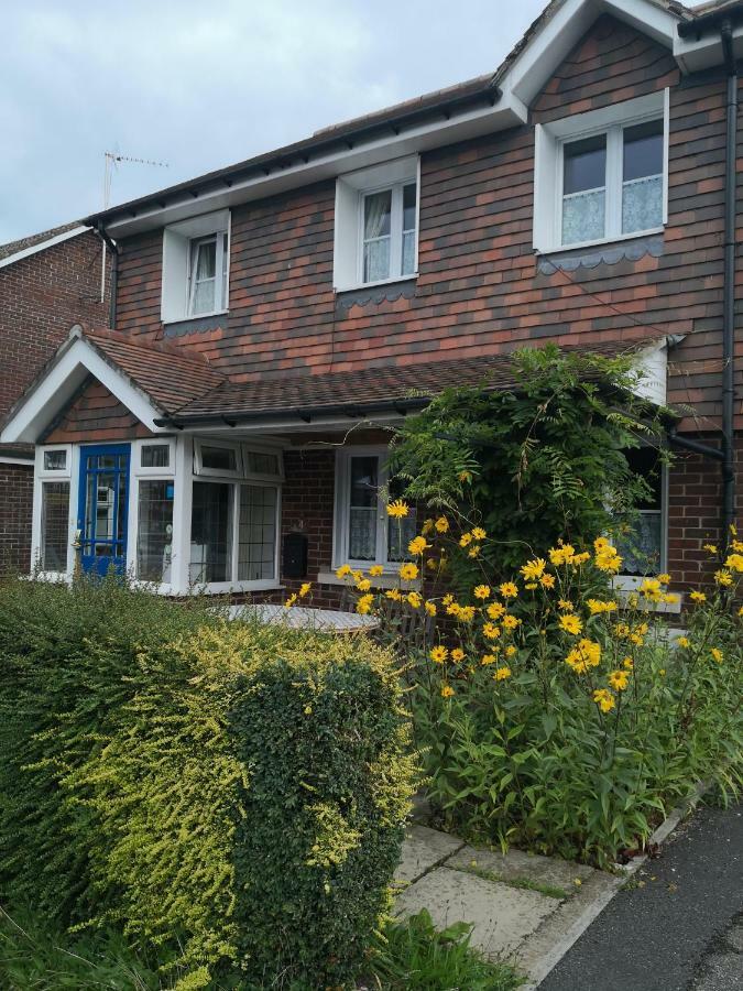 4 Lyndhurst Rd Brockenhurst Exterior photo